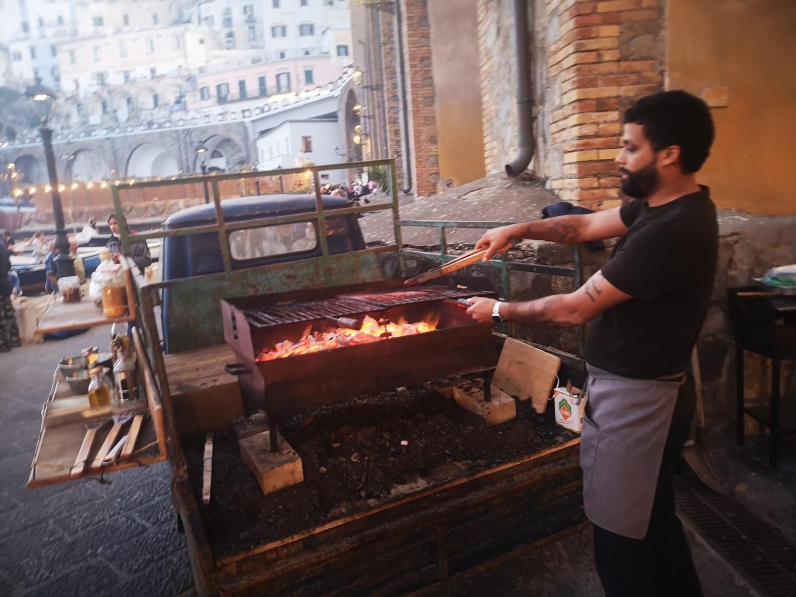 Miguel in cucina al Caffè Vittoria